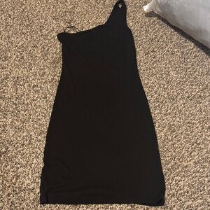 Elegant Black One-Shoulder Dress